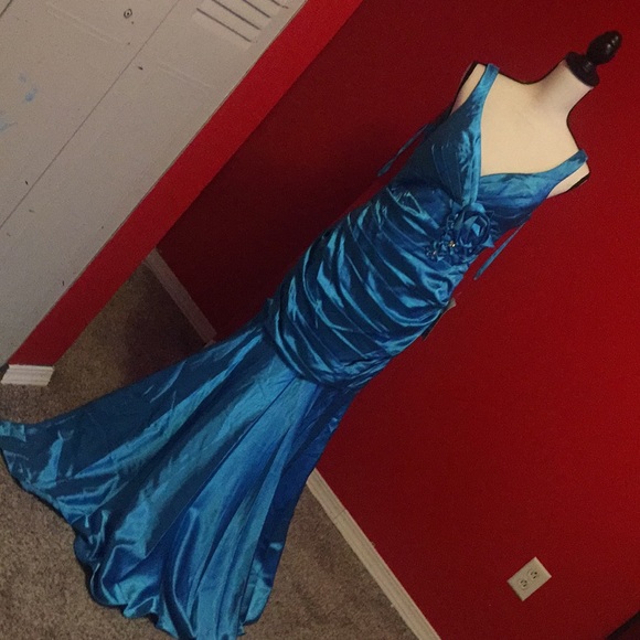 NWT - Picture 4 of 15